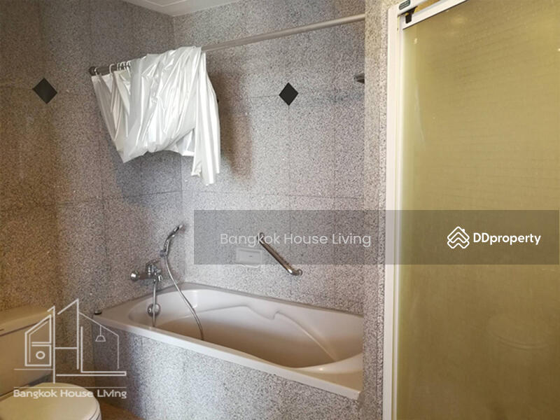 Baan Thai Living Ekkamai, Bangkok, 40 Soi Pridi Banomyong 31, Khlong Tan Nua, Watthana, Bangkok, 3 Bedrooms, 171 sqm, Condo For Rent, by Bangkok House Living, 11121846 - DDproperty.com