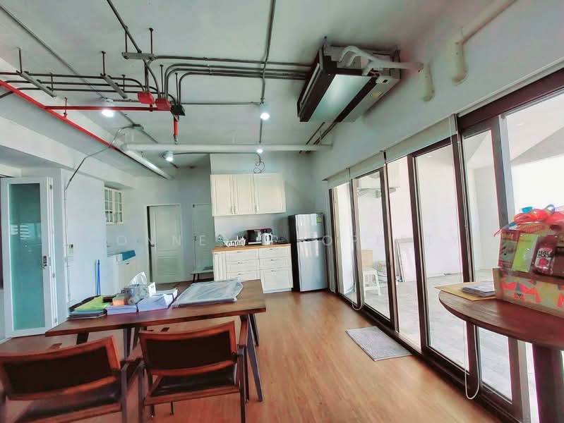 State Tower, Bangkok, 1055 Silom Road, Silom, Bang Rak, Bangkok, 2 Bedrooms, 130 sqm, Condo For Sale, by Connex Property, 11123963 - DDproperty.com