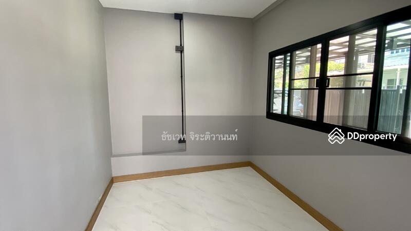 ห้องเอนกประสงค์ ใช้เป็นห้องนอน หรือห้องทำงานได้