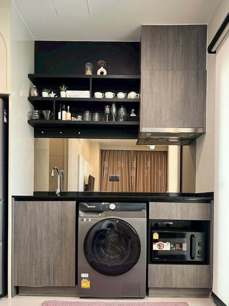 The Base Phetchaburi-Thonglor, Bangkok, Phetchaburi Rd, Bang Kapi, Huai Khwang, Bangkok, 2 Bedrooms, 47 sqm, Condo For Sale, by Connex Property, 11124266 - DDproperty.com