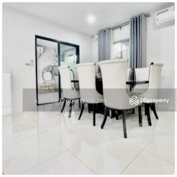 For Sale - Maneerin Privacy Sriracha, Chon Buri
