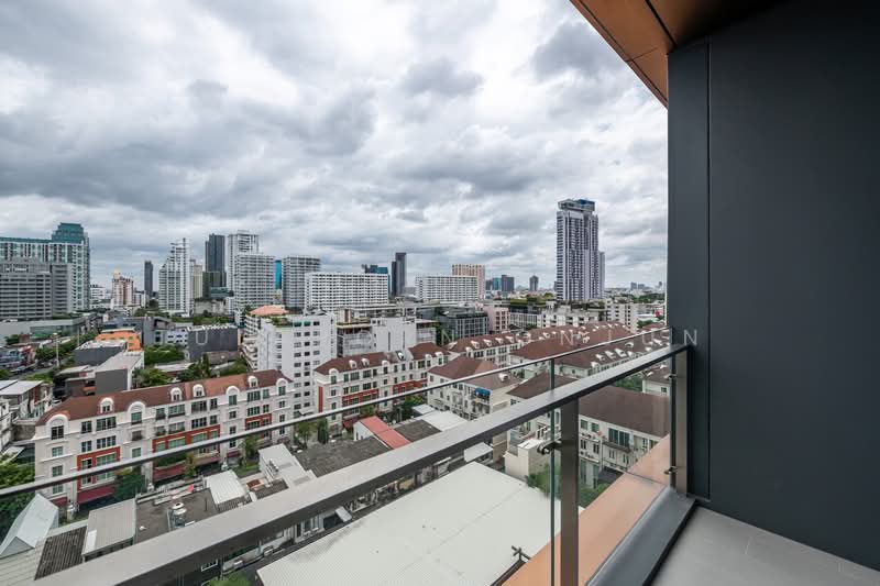 Khun By Yoo, Bangkok, 338 Thonglor Road, Khlong Tan Nua, Watthana, Bangkok, 1 Bedroom, 50 sqm, Condo For Rent, by Tulaporn Onjun, 11128618 - DDproperty.com