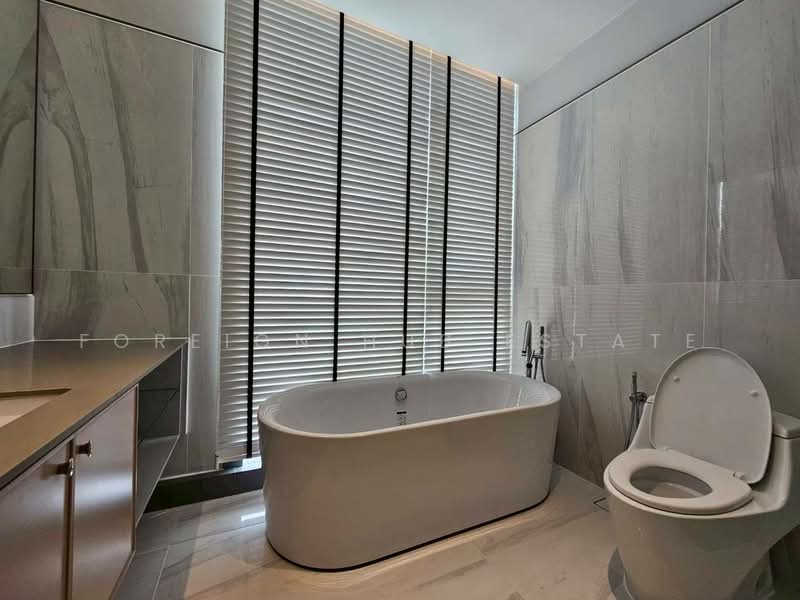 Kraam Sukhumvit 26, Bangkok, 55 Soi Sukhumvit 26 Sukhumvit Road, Khong Tan, Khlong Toei, Bangkok, 2 Bedrooms, 108 sqm, Condo For Rent, by Foreign Hub Estate, 11130115 - DDproperty.com