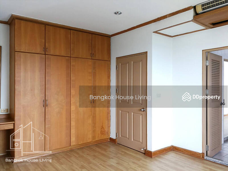Baan Thai Living Ekkamai, Bangkok, 40 Soi Pridi Banomyong 31, Khlong Tan Nua, Watthana, Bangkok, 4 Bedrooms, 332 sqm, Apartment For Rent, by Bangkok House Living, 11131951 - DDproperty.com