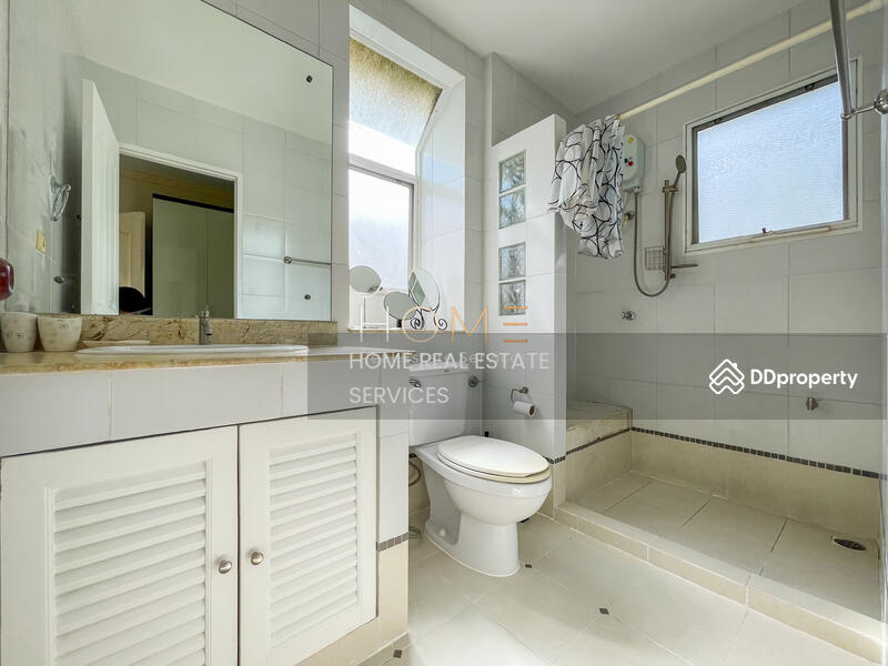 ขาย - Mantana Onnut-Wongwaen : มัณฑนา อ่อนนุช-วงแหวน, กรุงเทพ