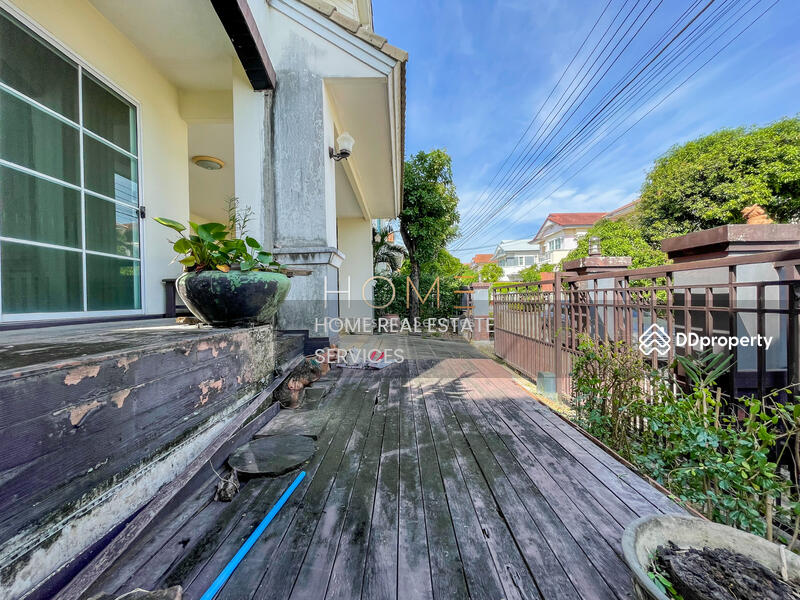 ขาย - Mantana Onnut-Wongwaen : มัณฑนา อ่อนนุช-วงแหวน, กรุงเทพ