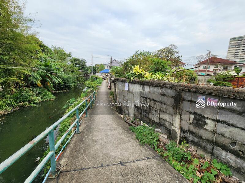 Land and property for sale, Rama 2 Rd.Alley32, Land 400sq.w. Good for housing ,Warehouse Sale 28mb, Bangkok, พระราม 2, Bangmot, Chom Thong, Bangkok, , 1,600 sqm, Land For Sale, by คัทยวรรณ หิรัญจิโรจน์, 11134591 - DDproperty.com