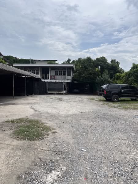 Land and property for sale, Rama 2 Rd.Alley32, Land 400sq.w. Good for housing ,Warehouse Sale 28mb, Bangkok, พระราม 2, Bangmot, Chom Thong, Bangkok, , 1,600 sqm, Land For Sale, by คัทยวรรณ หิรัญจิโรจน์, 11134591 - DDproperty.com