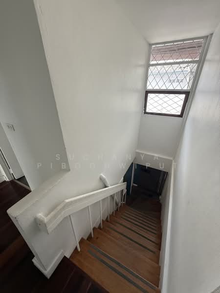 Townhouse For Rent Ekamai 12 Open Shop | Showroom | Cafe | Nail Salon, Bangkok, Ekamai 12, Khlong Tan Nua, Watthana, Bangkok, 2 Bedrooms, 200 sqm, Townhouse For Rent, by Suchanya Piboonwiput, 11136245 - DDproperty.com