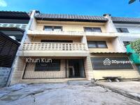 ขาย - อาคาร 3 ชั้น ซอยศรีบูรพา 16, กรุงเทพ