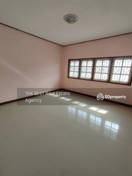 อาคารพาณิชย์ 3 ชั้นครึ่ง ติดถนน ใกล้วัดพระศรีรัตนมหาธาตุบางเขน ใกล้รถไฟฟ้าสถานีวัดพระศรีรัตนมหาธาตุ, Bangkok, บางเขน, Anusaowari, Bang Khen, Bangkok, , 250 sqm, Business For Rent, by Khun Tassanee, 11136571 - DDproperty.com