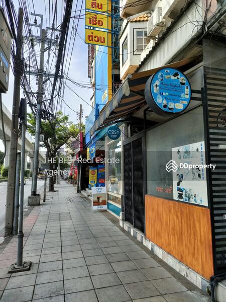 อาคารพาณิชย์ 3 ชั้นครึ่ง ติดถนน ใกล้วัดพระศรีรัตนมหาธาตุบางเขน ใกล้รถไฟฟ้าสถานีวัดพระศรีรัตนมหาธาตุ, กรุงเทพ, บางเขน, อนุสาวรีย์, บางเขน, กรุงเทพ, 250 ตร.ม., กิจการ ให้เช่า, โดย Khun Tassanee, 11136571 - DDproperty.com