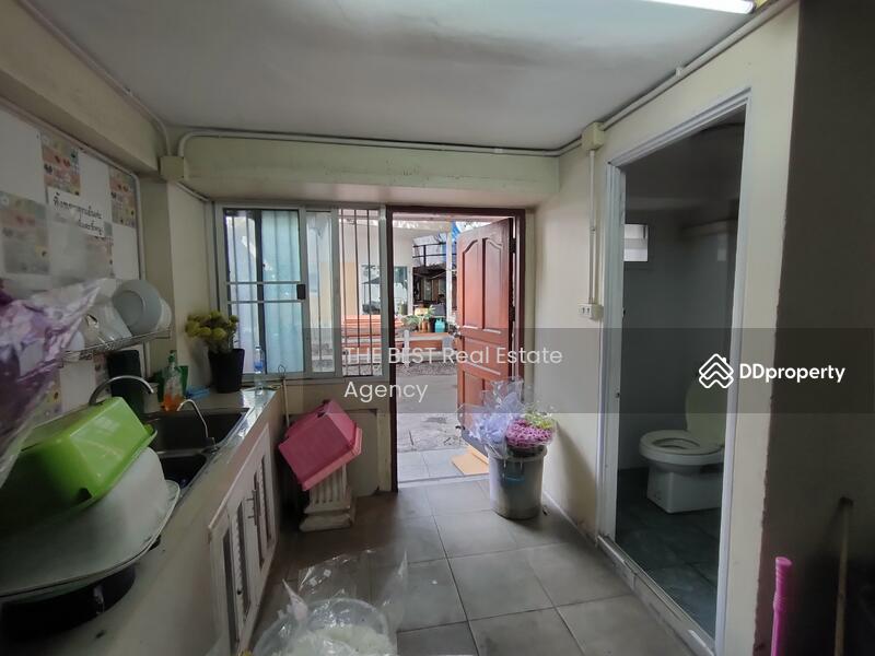 อาคารพาณิชย์ 3 ชั้นครึ่ง ติดถนน ใกล้วัดพระศรีรัตนมหาธาตุบางเขน ใกล้รถไฟฟ้าสถานีวัดพระศรีรัตนมหาธาตุ, Bangkok, บางเขน, Anusaowari, Bang Khen, Bangkok, , 250 sqm, Business For Rent, by Khun Tassanee, 11136571 - DDproperty.com