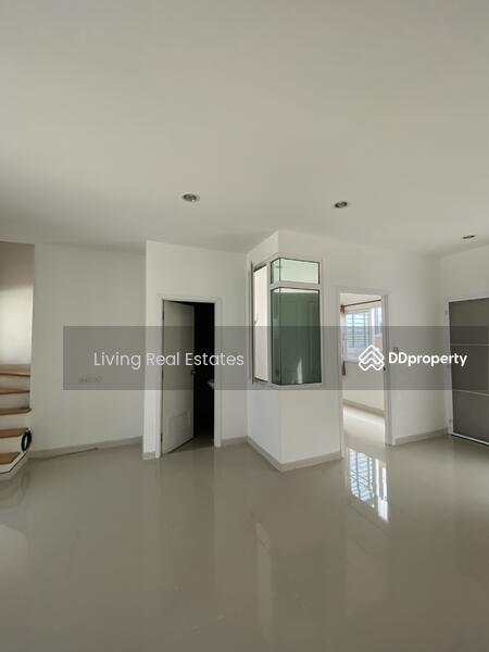 Chuan Chuen Town Kanchanapisek-Bangyai, Nonthaburi, Pracha Uthit Road, Bang Mae Nang, Bang Yai, Nonthaburi, 4 Bedrooms, 140 sqm, Townhouse For Rent, by Living Real Estates, 11136888 - DDproperty.com