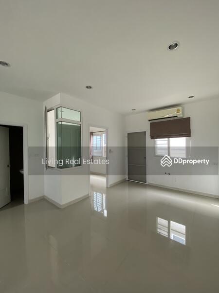 Chuan Chuen Town Kanchanapisek-Bangyai, Nonthaburi, Pracha Uthit Road, Bang Mae Nang, Bang Yai, Nonthaburi, 4 Bedrooms, 140 sqm, Townhouse For Rent, by Living Real Estates, 11136888 - DDproperty.com