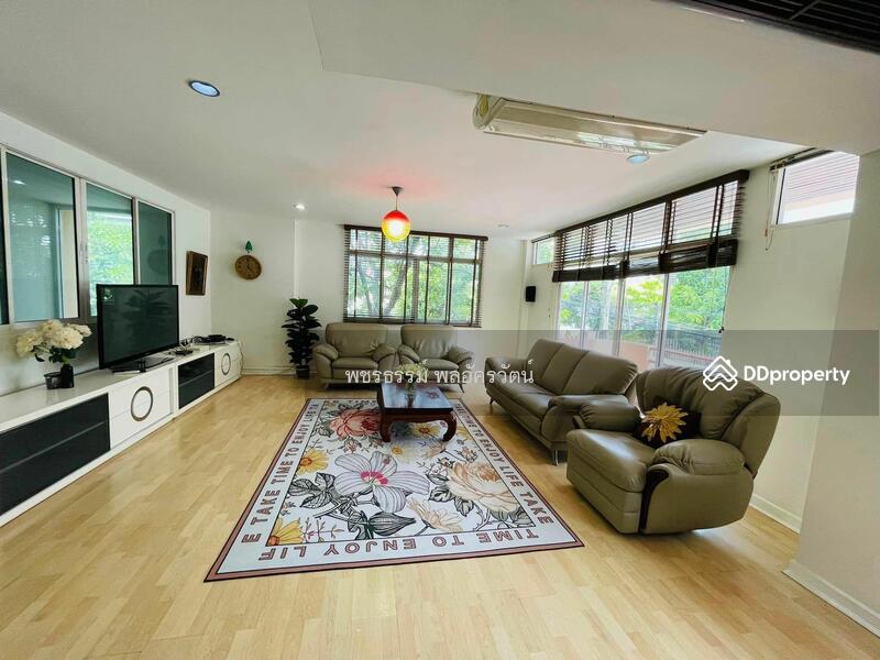 Single House at Sukhumvit soi 31, Bangkok, Khlongtoei Nua, Watthana, Bangkok, 4 Bedrooms, 400 sqm, Single Detached House For Rent, by Rattapon Sivamok, 11138067 - DDproperty.com