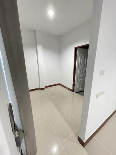 นนทวีวิลล์ 7 ถ.สกุลดี-กลางเมืองหนองจอก Noantawee Ville 7 Sakuldee-Nongjok, Bangkok, Nong Chok, Bangkok, 4 Bedrooms, 172 sqm, Single Detached House For Rent, by Airada Parasarn, 11139106 - DDproperty.com