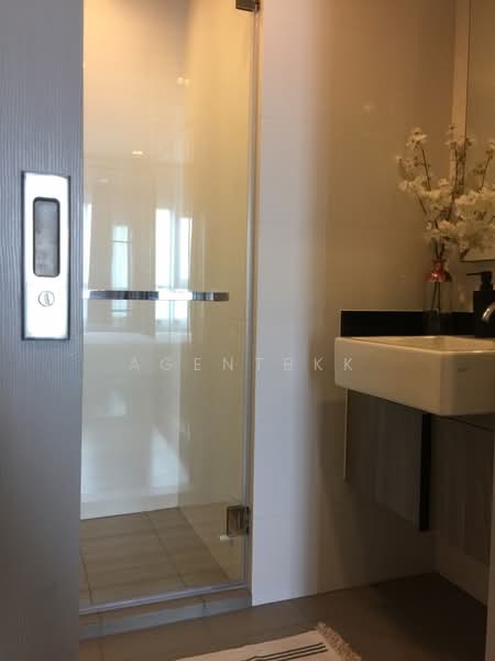 Noble Revolve Ratchada, Bangkok, 38 Ratchadapisek Road, Huai Khwang, Bangkok, 1 Bedroom, 26 sqm, Condo For Rent, by Agentbkk, 11141511 - DDproperty.com