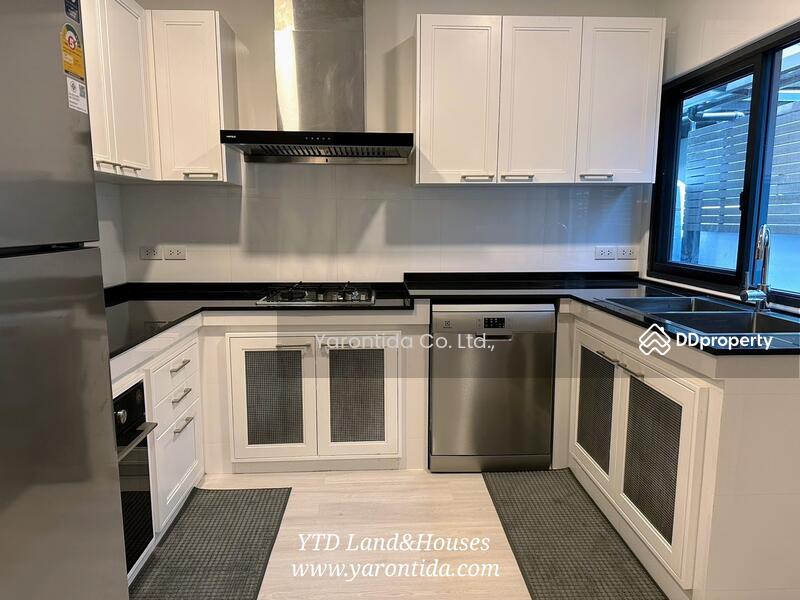 Centro Bangna, Samut Prakan, 111 Soi 3, Bang Kaeo, Bang Plee, Samut Prakan, 4 Bedrooms, 360 sqm, Single Detached House For Rent, by YTD Land&houses Real Estate Agency, 11144211 - DDproperty.com