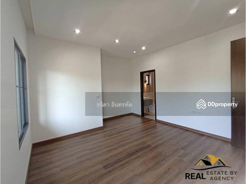 บ้านเดี่ยว2ชั้นหลังมุม แกรนด์มณีรินทร์ไพรเวซี่2, Chon Buri (Pattaya), Nong - Kham, Si Racha, Chon Buri (Pattaya), 4 Bedrooms, 160 sqm, Single Detached House For Sale, by ธนิดา อินทรทัต, 11146111 - DDproperty.com