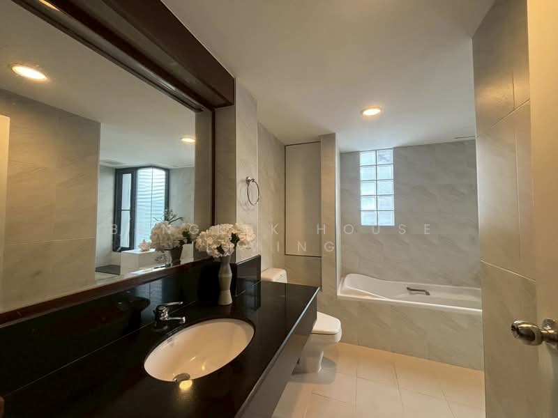 Neo Aree, Bangkok, 59 Soi Sukhumvit 26, Khong Tan, Khlong Toei, Bangkok, 3 Bedrooms, 250 sqm, Condo For Rent, by Bangkok House Living, 11147663 - DDproperty.com