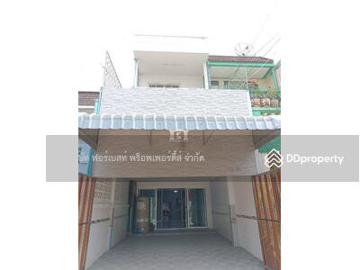 ขาย - 43486 – ขายทาวน์เฮ้าส์ ใจกลางเมืองสูง 3 ชั้น+ดาดฟ้า เนื้อที่ 21 ตร.ว. ถนนสาธุประดิษฐ์ 45, กรุงเทพ