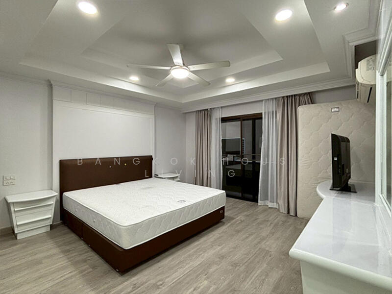 Mitr Mansion, Bangkok, 27 Soi Sukhumvit 31, Khlongtoei Nua, Watthana, Bangkok, 2 Bedrooms, 145 sqm, Condo For Rent, by Bangkok House Living, 11149441 - DDproperty.com