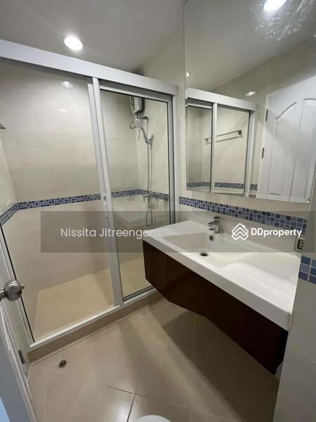 Life @ Ratchada-Huai Khwang, Bangkok, 189 Pracharatbamphen Road, Huai Khwang, Bangkok, 2 Bedrooms, 64 sqm, Condo For Rent, by Nissita Jitreengam, 11151313 - DDproperty.com
