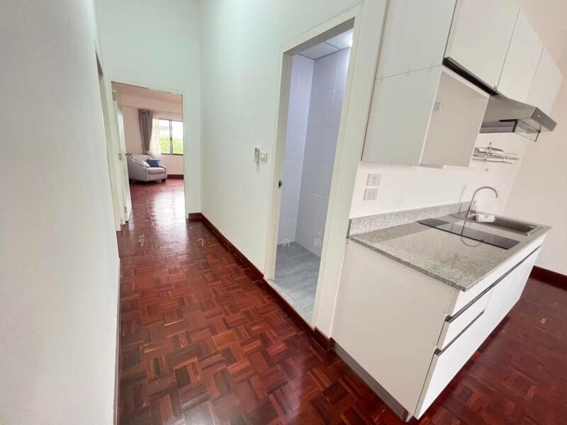 1 Bedroom pet friendly on 3rd floor of 3-STO Townhouse about 10min walk BTS Ari, Bangkok, Samsen Nai, Phaya Thai, Bangkok, 1 Bedroom, 80 sqm, Townhouse For Rent, by ปรีชา จิตต์สมนึก, 11151533 - DDproperty.com