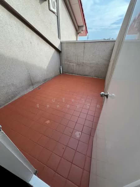 1 Bedroom pet friendly on 3rd floor of 3-STO Townhouse about 10min walk BTS Ari, Bangkok, Samsen Nai, Phaya Thai, Bangkok, 1 Bedroom, 80 sqm, Townhouse For Rent, by ปรีชา จิตต์สมนึก, 11151533 - DDproperty.com