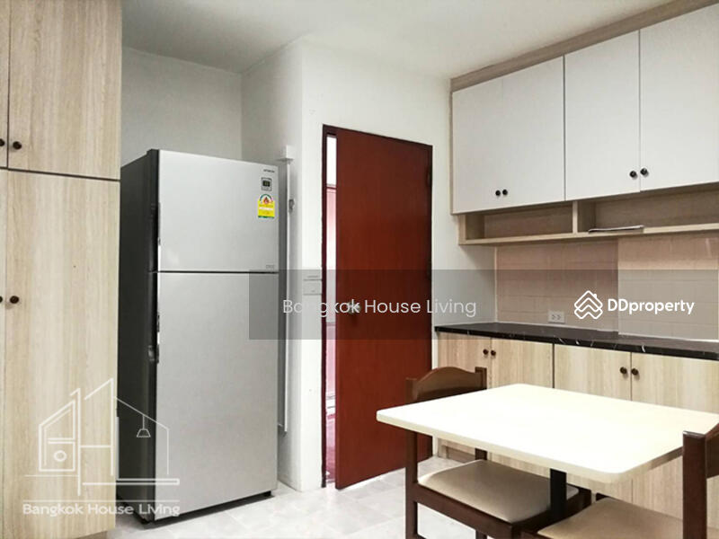 Tubtim Mansion, Bangkok, 59/2 Soi Sukhumvit 39, Khlong Tan Nua, Watthana, Bangkok, 3 Bedrooms, 250 sqm, Condo For Rent, by Bangkok House Living, 11151710 - DDproperty.com