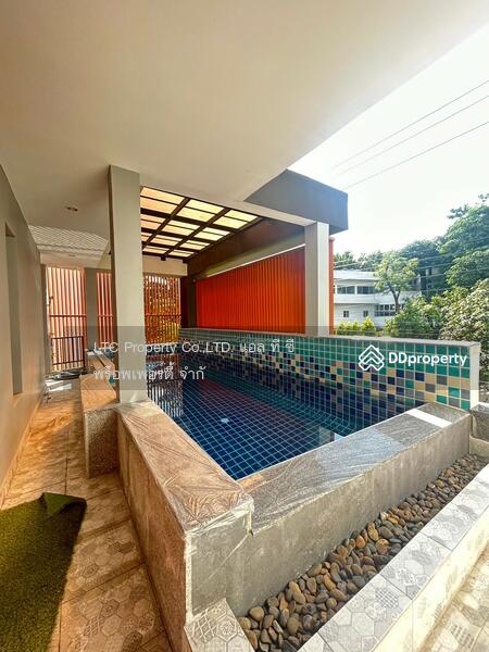 ขาย-ให้เช่าบ้านกฤษดานคร21 พร้อมสระว่ายน้ำส่วนตัว 5 นอน 6 น้ำ 1ห้องใต้ดิน ใกล้ห้างอิเกีย ขาย25 ล้าน, Samut Prakan, บางนาตราด ฝั่งขาออก, Bang Kaeo, Bang Plee, Samut Prakan, 5 Bedrooms, 530 sqm, Single Detached House For Sale, by Khun Aranya, 11152629 - DDproperty.com