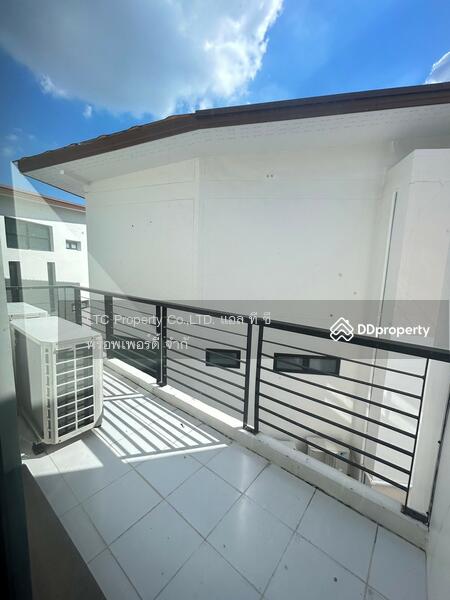 ขาย-ให้เช่าบ้านกฤษดานคร21 พร้อมสระว่ายน้ำส่วนตัว 5 นอน 6 น้ำ 1ห้องใต้ดิน ใกล้ห้างอิเกีย ขาย25 ล้าน, Samut Prakan, บางนาตราด ฝั่งขาออก, Bang Kaeo, Bang Plee, Samut Prakan, 5 Bedrooms, 530 sqm, Single Detached House For Sale, by Khun Aranya, 11152629 - DDproperty.com