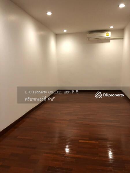 โฮมออฟฟิศ3ชั้น2คูหาติดกันให้เช่าใกล้BTSอารีย์มี8นอน10 น้ำพร้อมสระว่ายน้ำส่วนตัว, Bangkok, Samsen Nai, Phaya Thai, Bangkok, 8 Bedrooms, 525 sqm, Townhouse For Rent, by Khun Aranya, 11153205 - DDproperty.com