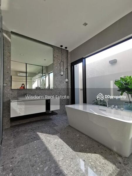 Nantawan Rama 9 - New Krungthepkreetha, Bangkok, Krungthep Kreetha Road, Saphan Sung, Saphan Sung, Bangkok, 4 Bedrooms, 380 sqm, Single Detached House For Sale, by Wisdom Real Estate, 11154052 - DDproperty.com