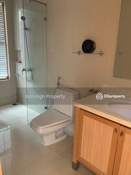 The Emporio Place, Bangkok, 93 Soi Sukhumvit 24, Sukhumvit Road, Khong Tan, Khlong Toei, Bangkok, 3 Bedrooms, 161 sqm, Condo For Rent, by Aim High Property, 11154916 - DDproperty.com