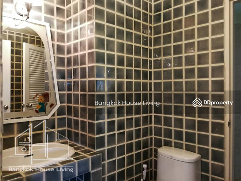 Royal Castle Sukhumvit, Bangkok, 30 Soi Sukhumvit 39, Khlongtoei Nua, Watthana, Bangkok, 3 Bedrooms, 160 sqm, Condo For Rent, by Bangkok House Living, 11156232 - DDproperty.com