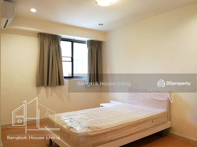 Royal Castle Sukhumvit, Bangkok, 30 Soi Sukhumvit 39, Khlongtoei Nua, Watthana, Bangkok, 3 Bedrooms, 160 sqm, Condo For Rent, by Bangkok House Living, 11156232 - DDproperty.com
