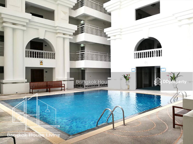 Royal Castle Sukhumvit, Bangkok, 30 Soi Sukhumvit 39, Khlongtoei Nua, Watthana, Bangkok, 3 Bedrooms, 160 sqm, Condo For Rent, by Bangkok House Living, 11156232 - DDproperty.com