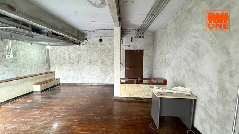 Sriwara Town in Town, Bangkok, Sriwara Road, Phlapphla, Wang Thonglang, Bangkok, 10+ Bedrooms, 1,300 sqm, Townhouse For Sale, by ธัชเวท จิระติวานนท์, 11161470 - DDproperty.com