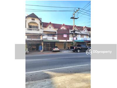 ขาย - ขาย อาคารพาณิชย์ ติดถนนเมนหลัก, นครราชสีมา