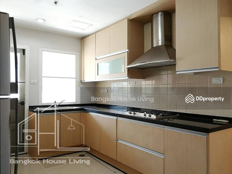 For Rent - UN Residence, Bangkok