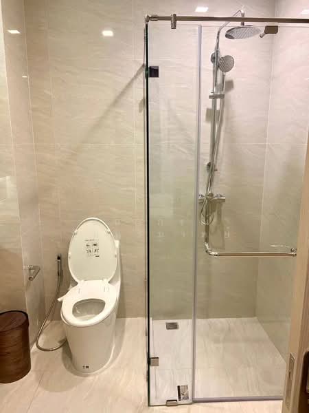 Noble State 39, Bangkok, 35 Soi Sukhumvit 39, Khlong Tan Nua, Watthana, Bangkok, 1 Bedroom, 30 sqm, Condo For Rent, by ธนาภรณ์ วันทะมาตย์, 11168965 - DDproperty.com