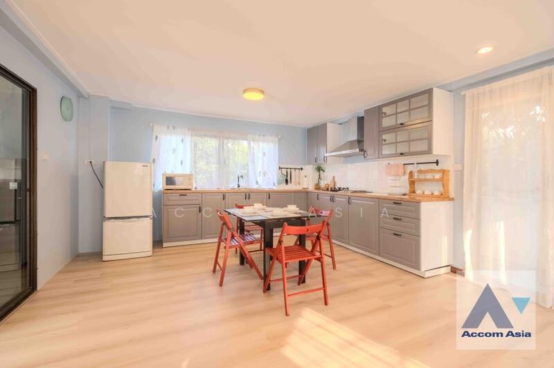 For Rent - 4 Bedrooms House for Rent in Sukhumvit, Bangkok near BTS On Nut (AA36596), Bangkok