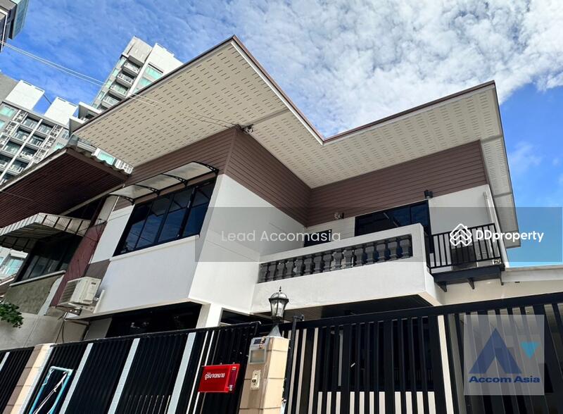 3 Bedrooms House for Rent in Sukhumvit, Bangkok near BTS Ekkamai (AA32558), กรุงเทพ, คลองตันเหนือ, วัฒนา, กรุงเทพ, 37 ตร.ม., บ้านเดี่ยว ให้เช่า, โดย Accom Asia, 11171895 - DDproperty.com