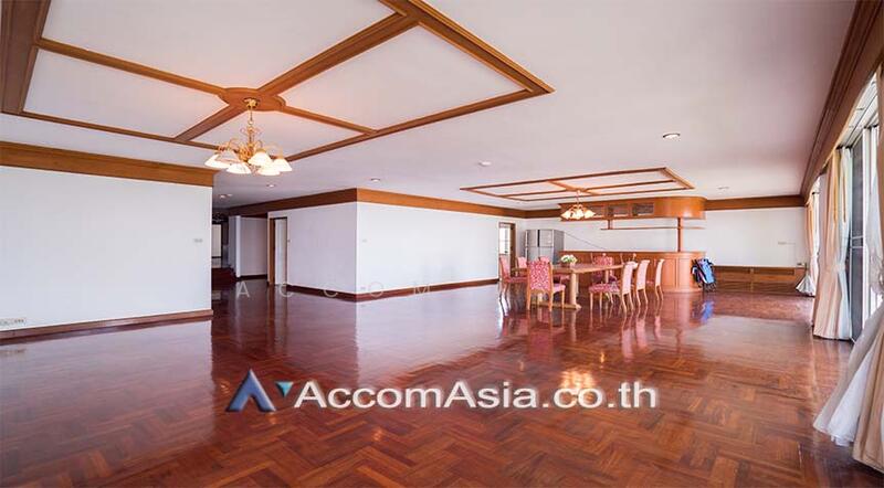 For Rent - 5 Bedrooms Apartment for Rent in Sukhumvit, Bangkok near BTS Ekkamai at Ideal Place For Big Famlili, Bangkok