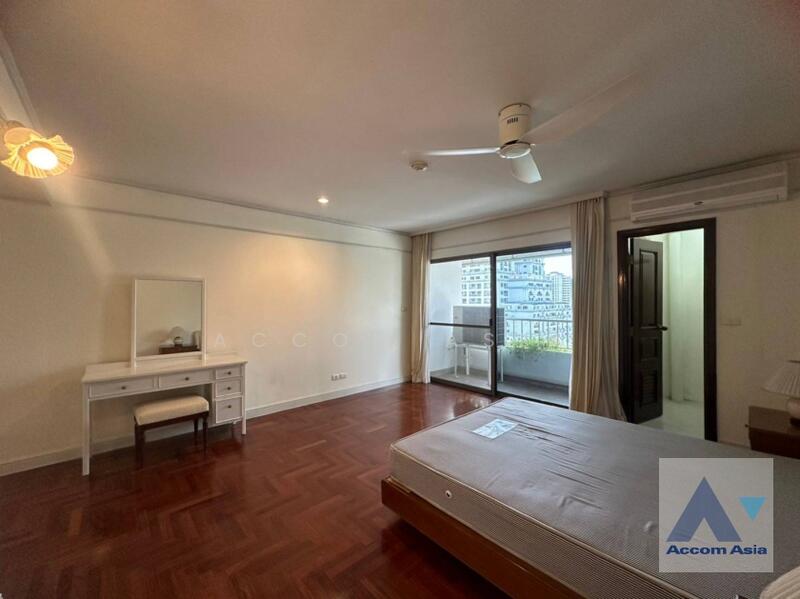 3 Bedrooms Apartment for Rent in Sukhumvit, Bangkok near BTS Phrom Phong at Greenery garden and pri, Bangkok, Khlong Tan Nua, Watthana, Bangkok, 3 Bedrooms, 450 sqm, Apartment For Rent, by Accom Asia, 11176591 - DDproperty.com