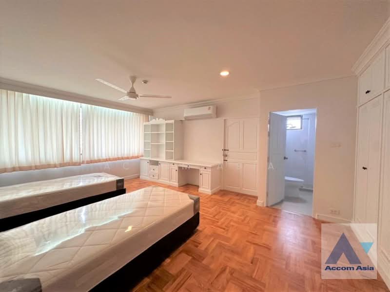 3 Bedrooms Apartment for Rent in Sukhumvit, Bangkok near BTS Phrom Phong at Pet friendly - High ris, Bangkok, Khlongtoei Nua, Watthana, Bangkok, 3 Bedrooms, 320 sqm, Apartment For Rent, by Accom Asia, 11176814 - DDproperty.com