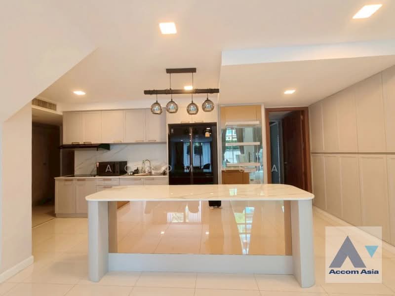 Ficus Lane, Bangkok, Soi Sukhumvit 44/1, Phra Kanong, Khlong Toei, Bangkok, 3 Bedrooms, 244 sqm, Condo For Sale, by Accom Asia, 11177211 - DDproperty.com