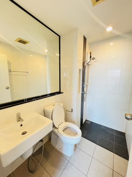 The Tree Rio Bang-Aor Station, Bangkok, 315 Charan Sanitwong Rd, Bang O, Bang Phlat, Bangkok, 1 Bedroom, 30 sqm, Condo For Rent, by Jakarin Houpramong, 11180227 - DDproperty.com